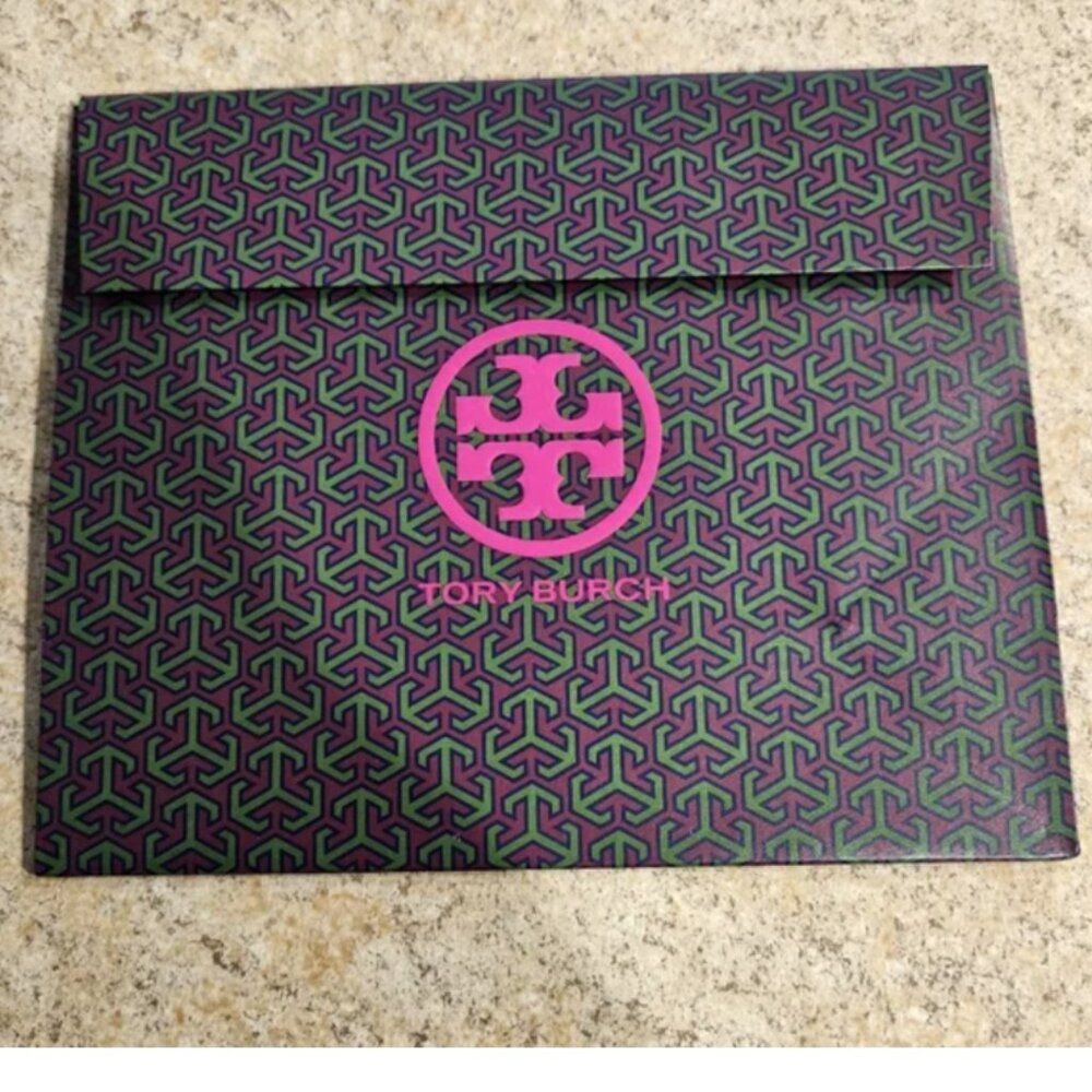 Tory Burch Logo Clothing Gift Envelope – NEW – Luxury Packaging (16 x 6× 6)  ✨